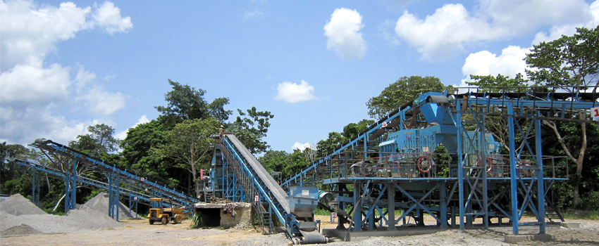 砂石料生產(chǎn)線安裝與破碎作業(yè)時的注意事項 