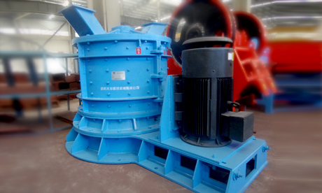 立式復(fù)合破碎機(jī)的特點(diǎn)