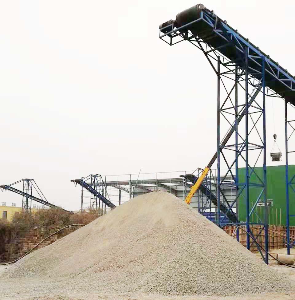 聚焦西安某建筑垃圾破碎現(xiàn)場