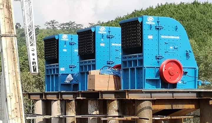 反擊式破碎機(jī)與錘式破碎機(jī)產(chǎn)品特點(diǎn)對比