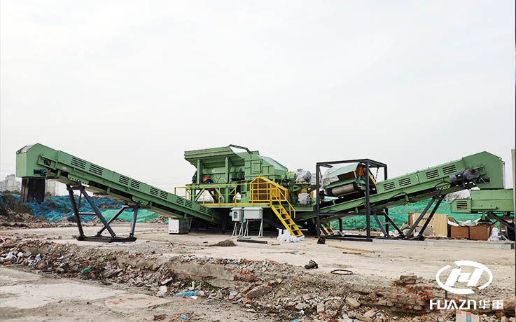 建筑垃圾破碎機(jī)工作現(xiàn)場(chǎng)實(shí)拍