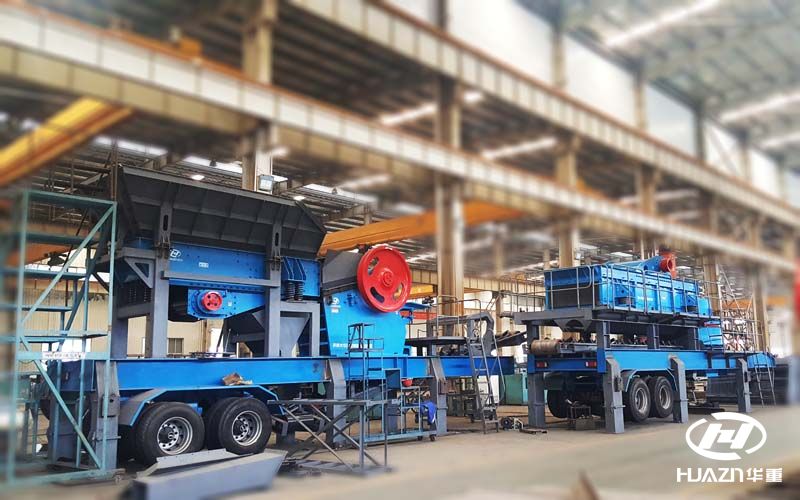 輪胎式移動(dòng)碎石機(jī)