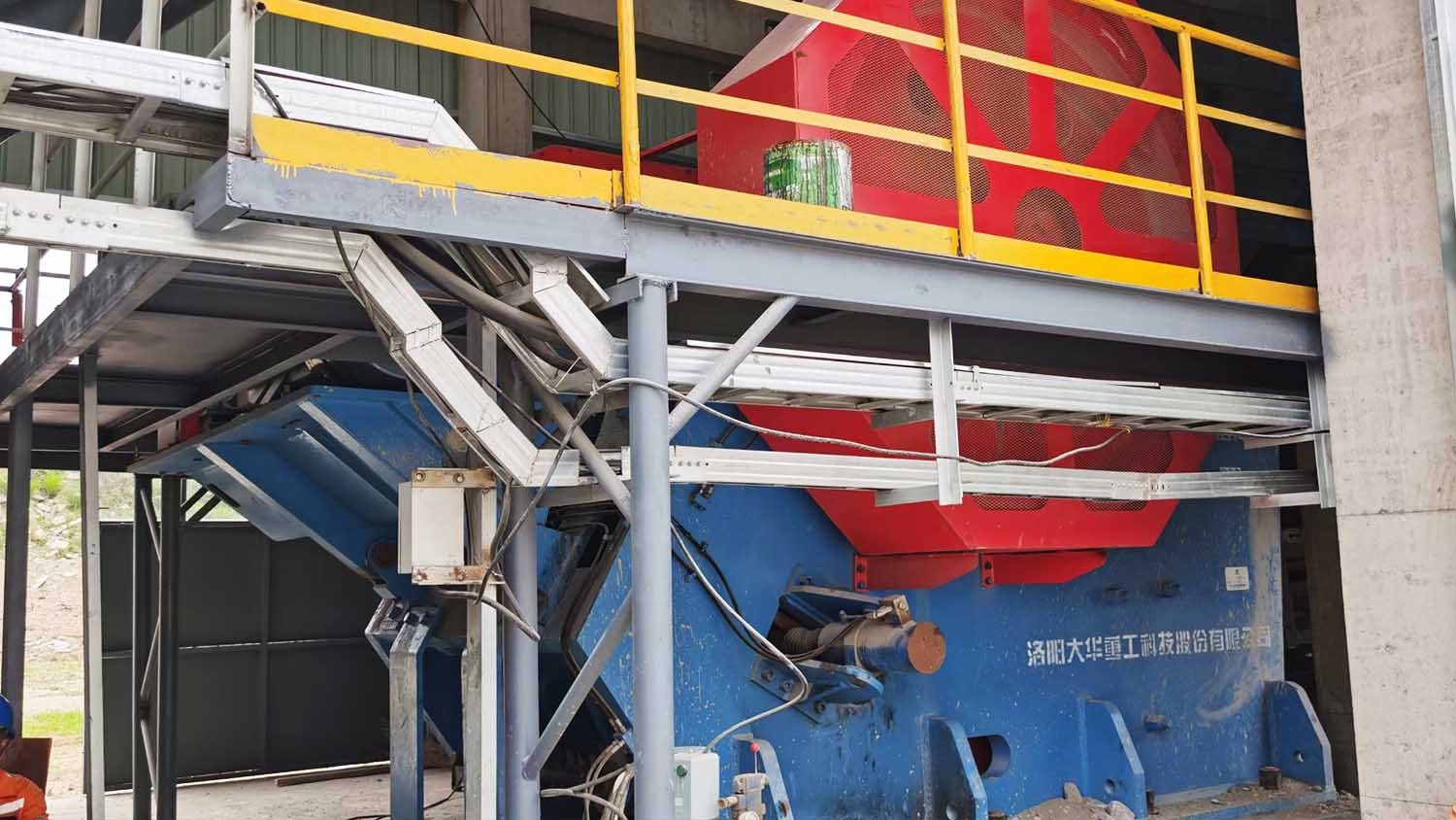 多缸圓錐破碎機