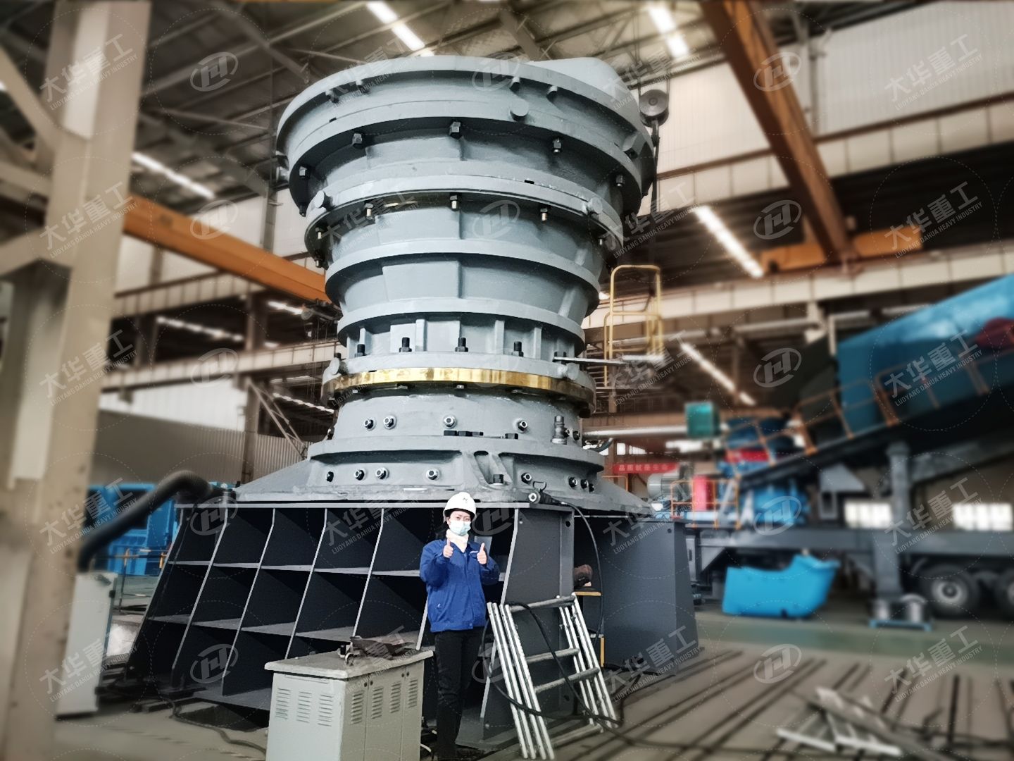 大華重器：大型旋回破碎機(jī)將征戰(zhàn)市場(chǎng)