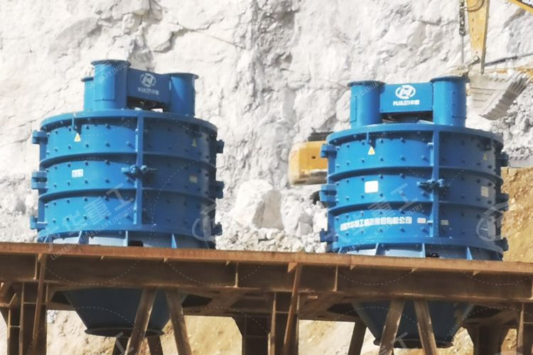 立式復(fù)合破碎機