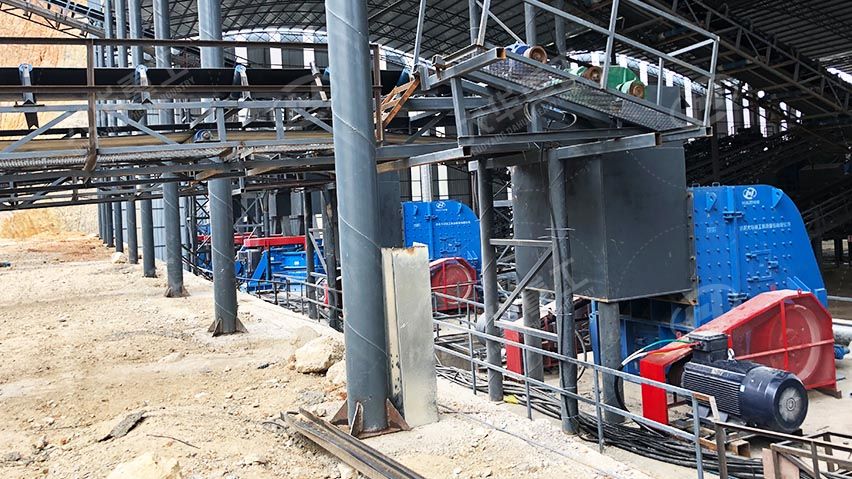 石英砂反擊式破碎機