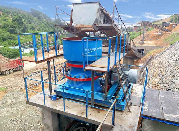 圓錐破碎機(jī)應(yīng)用及特點