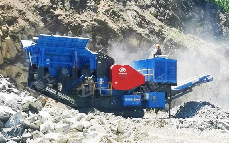 建筑垃圾加工選擇移動(dòng)式破碎機(jī)的原因