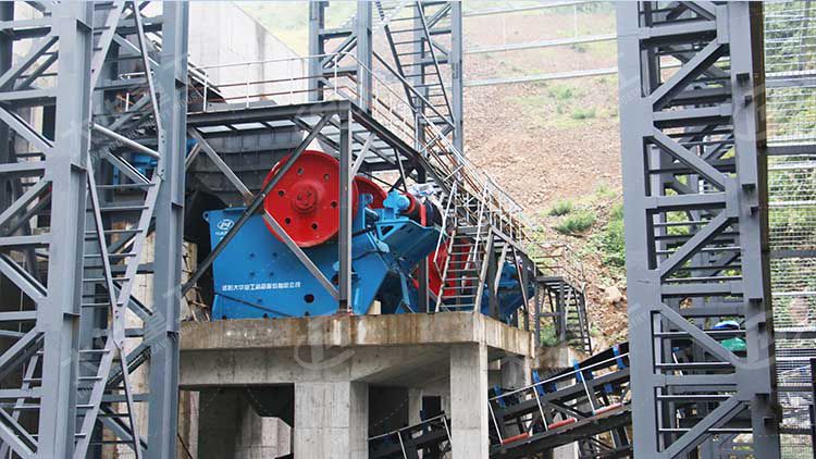 顎式破碎機(jī)